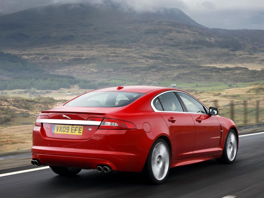 Jaguar XFR 2009 года  (UK) (фото 19 из 22)